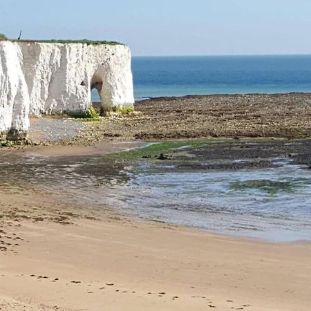Captain'S Quarters - Stunning Sea Views Daire Margate Dış mekan fotoğraf